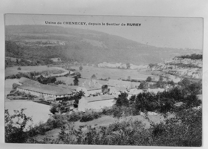 Usine vue depuis le sentier de Rurey. © Région Bourgogne-Franche-Comté, Inventaire du patrimoine Usine vue depuis le sentier de Rurey. © Région Bourgogne-Franche-Comté, Inventaire du patrimoine