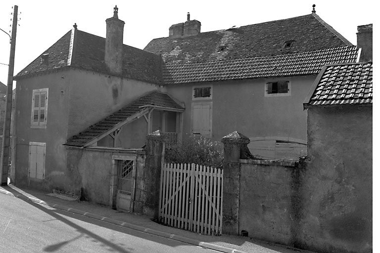 Façade antérieure. © Région Bourgogne-Franche-Comté, Inventaire du patrimoine