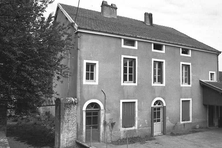 Façade antérieure. © Région Bourgogne-Franche-Comté, Inventaire du patrimoine
