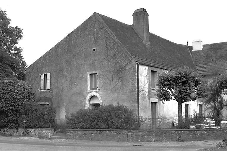 Façade sur rue. © Région Bourgogne-Franche-Comté, Inventaire du patrimoine