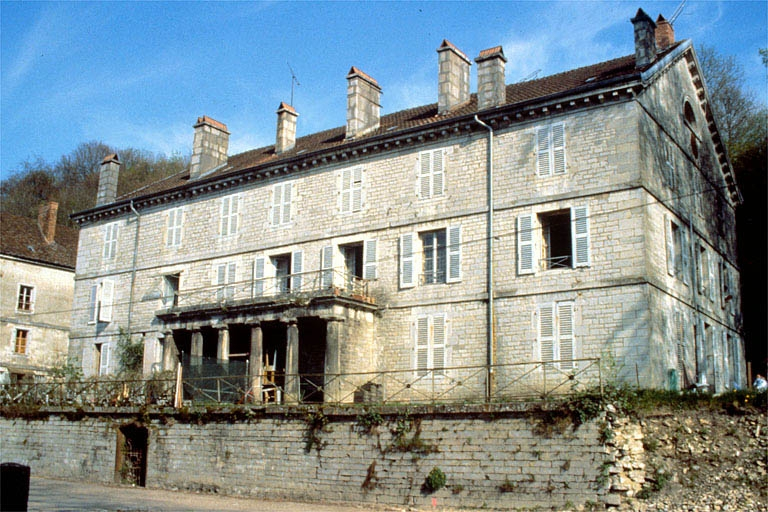 La Gérance vue de trois quarts droit. © Région Bourgogne-Franche-Comté, Inventaire du patrimoine La Gérance vue de trois quarts droit. © Région Bourgogne-Franche-Comté, Inventaire du patrimoine