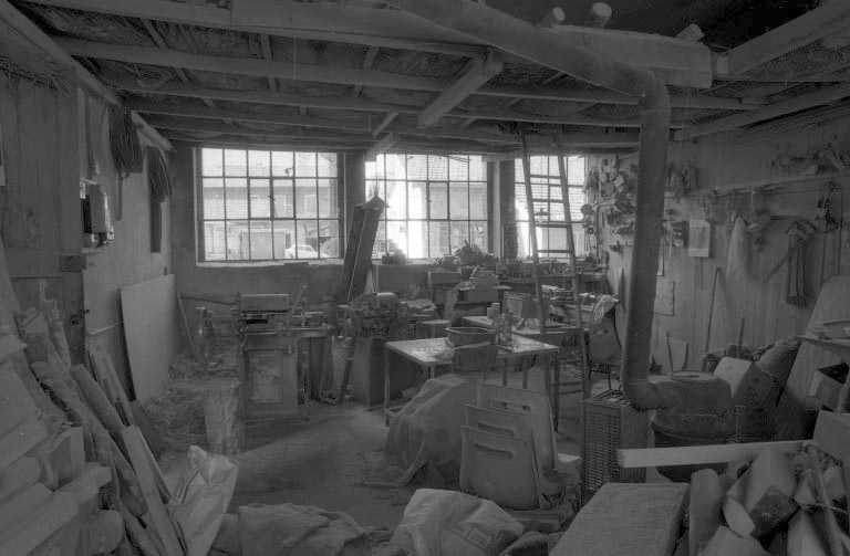 Intérieur de l'atelier de tournerie Millet : rotatives. © Région Bourgogne-Franche-Comté, Inventaire du patrimoine