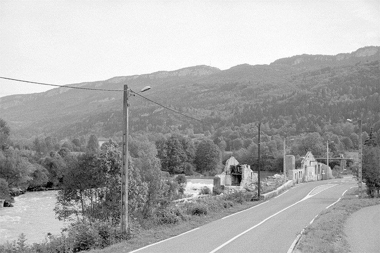 Usine de Molinges : vestiges. © Région Bourgogne-Franche-Comté, Inventaire du patrimoine