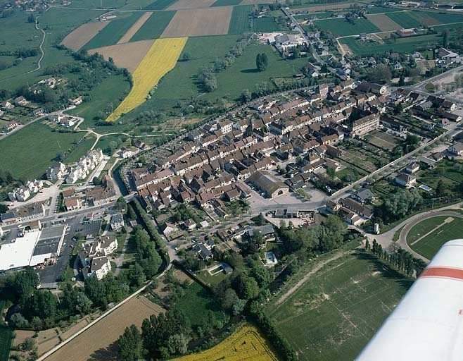 Vue aérienne. © Région Bourgogne-Franche-Comté, Inventaire du patrimoine