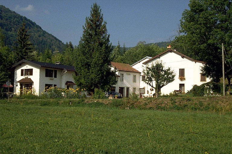 Vue d'ensemble depuis le sud. © Région Bourgogne-Franche-Comté, Inventaire du patrimoine