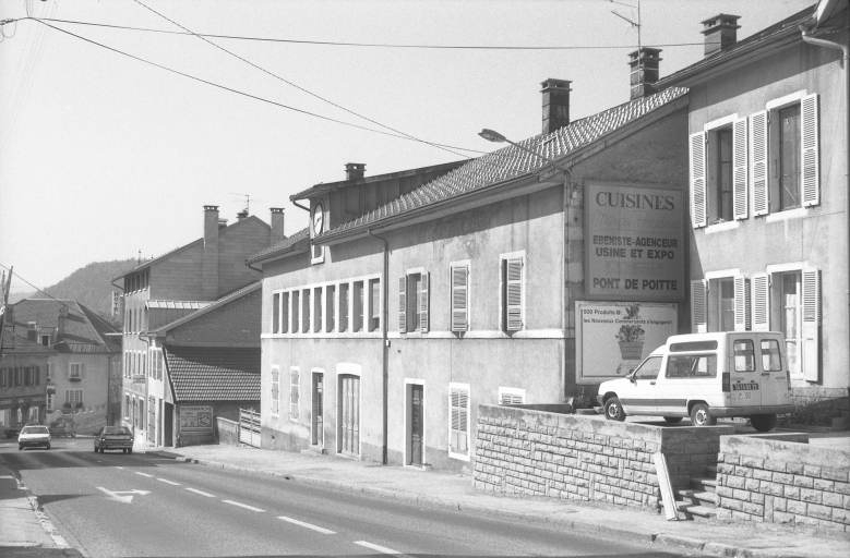Vue d'ensemble de la façade antérieure. © Région Bourgogne-Franche-Comté, Inventaire du patrimoine