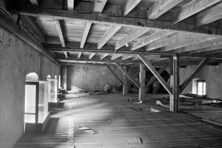 Séchoir à ébauchons : intérieur d'un niveau de séchage. © Région Bourgogne-Franche-Comté, Inventaire du patrimoine