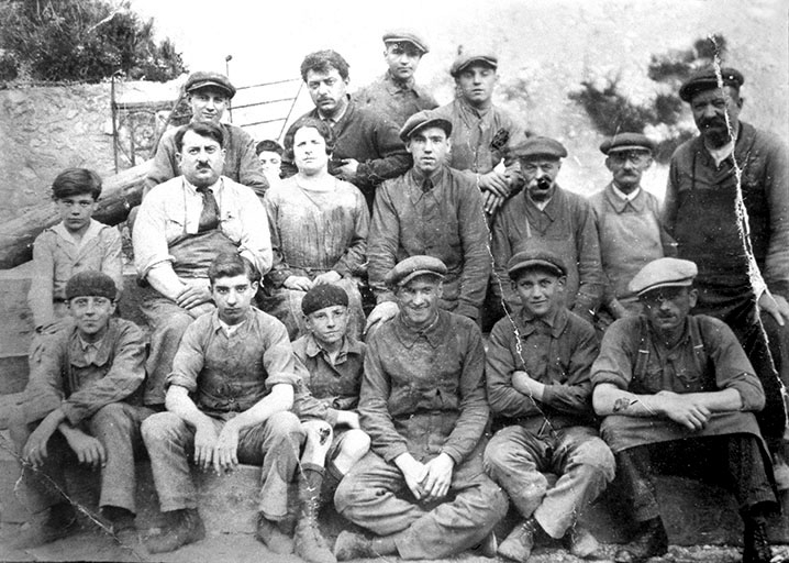[Monteurs à floc]. © Région Bourgogne-Franche-Comté, Inventaire du patrimoine