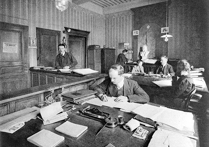 La Fraternelle, Société coopérative d'alimentation - Le Bureau principal, début des années 1920. © Région Bourgogne-Franche-Comté, Inventaire du patrimoine