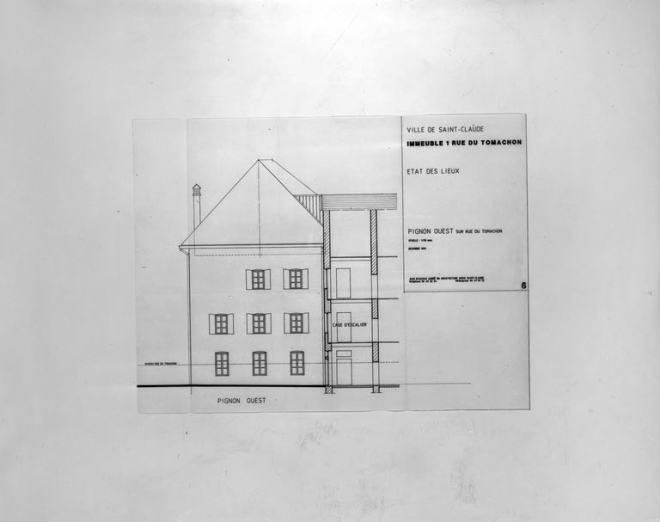 Immeuble 1 rue du Tomachon. Etat des lieux. Pignon ouest sur rue du Tomachon. © Région Bourgogne-Franche-Comté, Inventaire du patrimoine Immeuble 1 rue du Tomachon. Etat des lieux. Pignon ouest sur rue du Tomachon. © Région Bourgogne-Franche-Comté, Inventaire du patrimoine