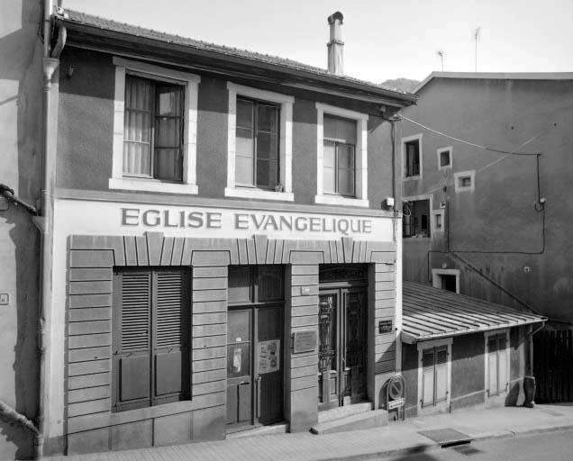 Façade antérieure du bâtiment rue de la Poyat. © Région Bourgogne-Franche-Comté, Inventaire du patrimoine