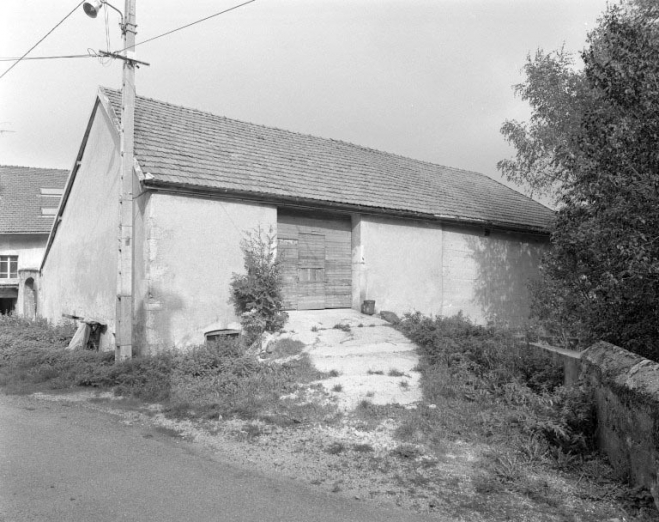 Partie agricole, accès à la grange. © Région Bourgogne-Franche-Comté, Inventaire du patrimoine