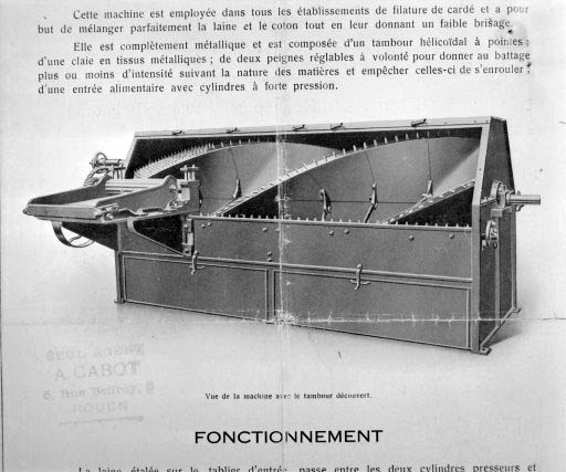 Vue de la machine avec le tambour découvert [exemple de batteur des Ets E. & J. Collette]. © Région Bourgogne-Franche-Comté, Inventaire du patrimoine