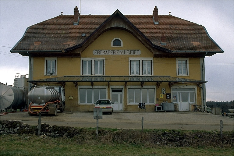Façade antérieure. © Région Bourgogne-Franche-Comté, Inventaire du patrimoine