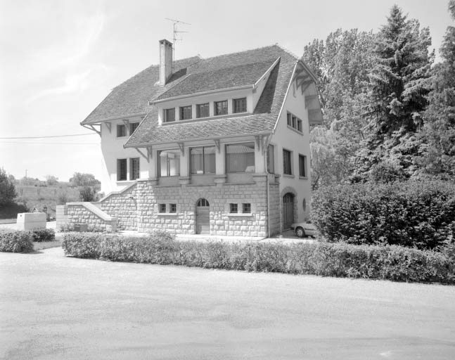 Laboratoire et bureau. © Région Bourgogne-Franche-Comté, Inventaire du patrimoine