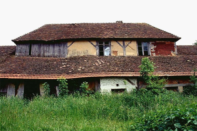 Façade ouest du logement d'ouvriers. © Région Bourgogne-Franche-Comté, Inventaire du patrimoine
