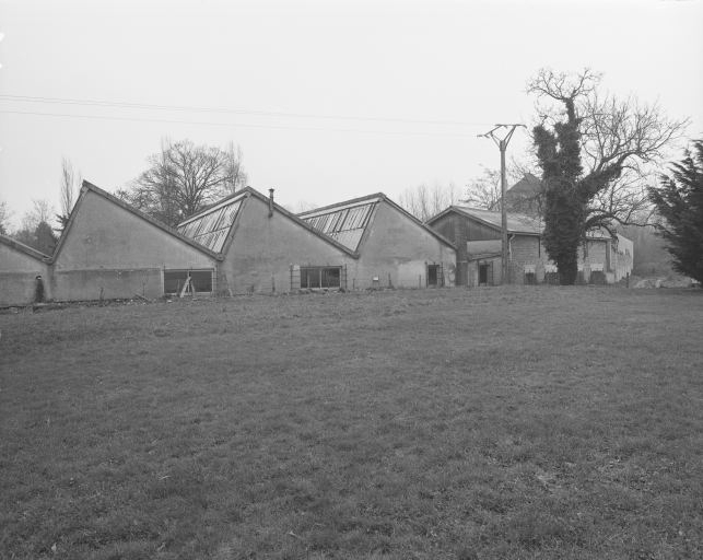 Sheds de l'atelier de fabrication et vestiaire. © Région Bourgogne-Franche-Comté, Inventaire du patrimoine