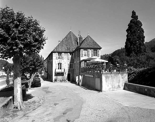 Logement et bureaux depuis le sud-est. © Région Bourgogne-Franche-Comté, Inventaire du patrimoine