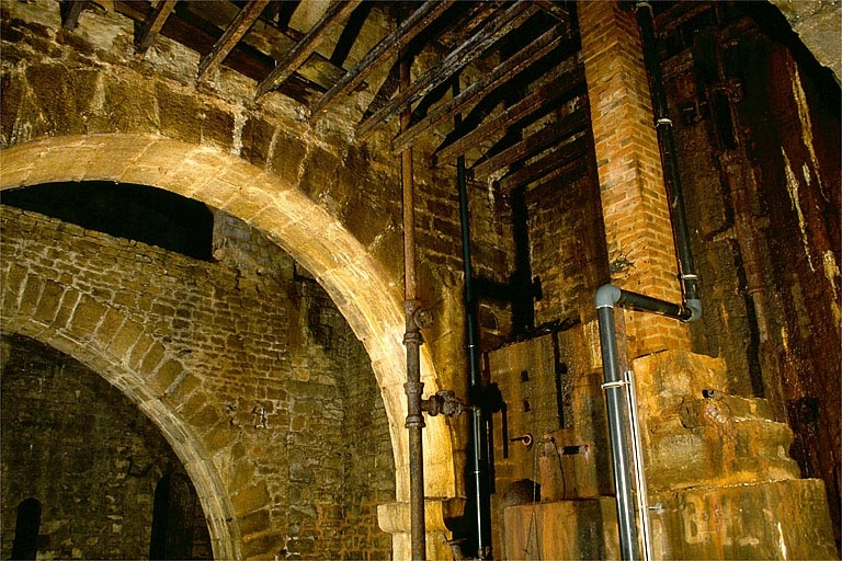 Parties supérieures du puits à Muire. © Région Bourgogne-Franche-Comté, Inventaire du patrimoine Parties supérieures du puits à Muire. © Région Bourgogne-Franche-Comté, Inventaire du patrimoine