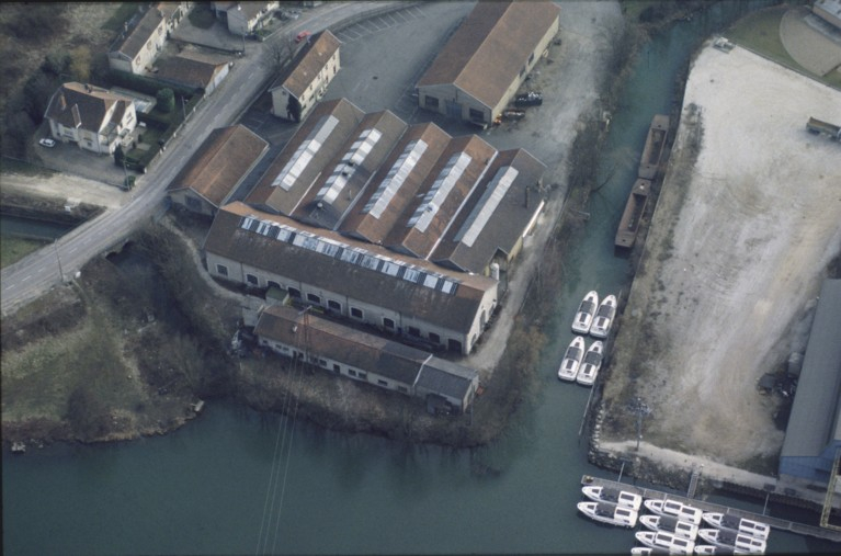 gare © Région Bourgogne-Franche-Comté, Inventaire du patrimoine gare © Région Bourgogne-Franche-Comté, Inventaire du patrimoine