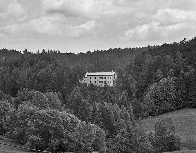 Vue de situation. © Région Bourgogne-Franche-Comté, Inventaire du patrimoine Vue de situation. © Région Bourgogne-Franche-Comté, Inventaire du patrimoine
