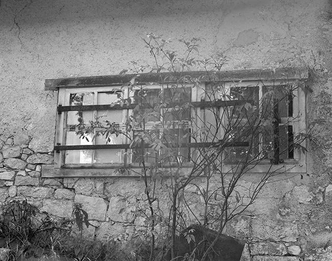 Fenêtres d'ateliers ou " fenêtres de forge ". © Région Bourgogne-Franche-Comté, Inventaire du patrimoine