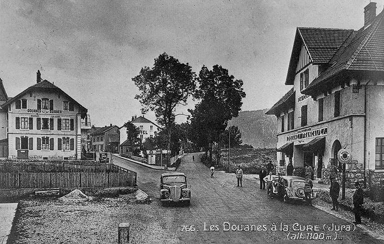 Les douanes à la Cure (Jura). (altitude 1100m). © Région Bourgogne-Franche-Comté, Inventaire du patrimoine
