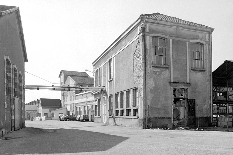 Transformateur électrique (?). © Région Bourgogne-Franche-Comté, Inventaire du patrimoine