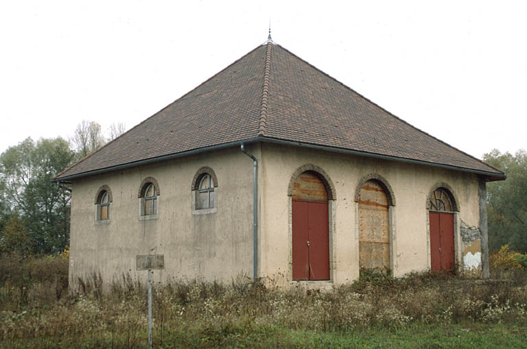 Magasin industriel (ancienne affectation inconnue). © Région Bourgogne-Franche-Comté, Inventaire du patrimoine Magasin industriel (ancienne affectation inconnue). © Région Bourgogne-Franche-Comté, Inventaire du patrimoine