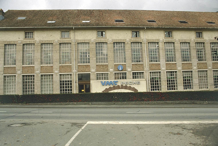 Façade antérieure vue de face. © Région Bourgogne-Franche-Comté, Inventaire du patrimoine Façade antérieure vue de face. © Région Bourgogne-Franche-Comté, Inventaire du patrimoine