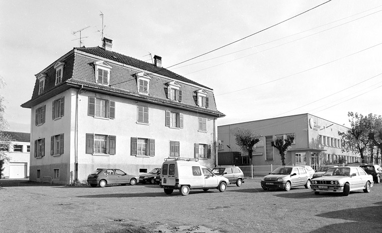 Logement (anciens bureaux) et atelier de fabrication. © Région Bourgogne-Franche-Comté, Inventaire du patrimoine