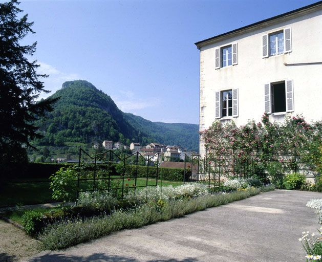 Façade postérieure (?). © Région Bourgogne-Franche-Comté, Inventaire du patrimoine
