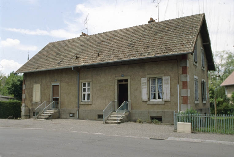 Maison à deux logements rue Kléber. © Région Bourgogne-Franche-Comté, Inventaire du patrimoine Maison à deux logements rue Kléber. © Région Bourgogne-Franche-Comté, Inventaire du patrimoine