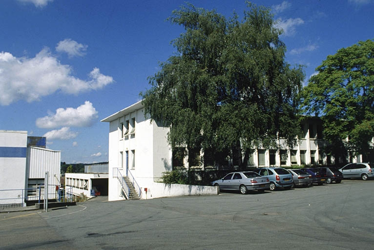 Bâtiment administratif d'entreprise. © Région Bourgogne-Franche-Comté, Inventaire du patrimoine