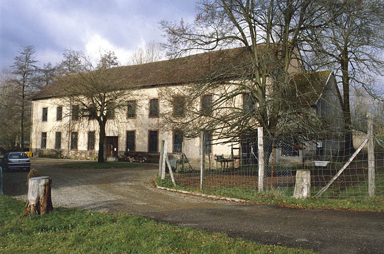 Façade antérieure de l'atelier de fabrication. © Région Bourgogne-Franche-Comté, Inventaire du patrimoine