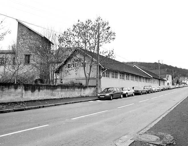 Vue d'ensemble depuis le bas de la rue de Soisssons. © Région Bourgogne-Franche-Comté, Inventaire du patrimoine