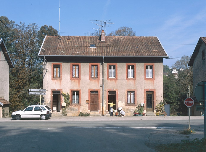 Façade antérieure d'une maison ouvrière. © Région Bourgogne-Franche-Comté, Inventaire du patrimoine