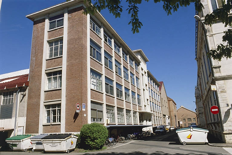 Bureaux situés à l'extrémité de l'atelier Traction. © Région Bourgogne-Franche-Comté, Inventaire du patrimoine