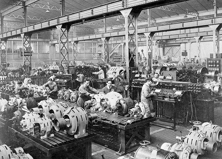 Atelier des dynamos normales. Champ d'essai. © Région Bourgogne-Franche-Comté, Inventaire du patrimoine