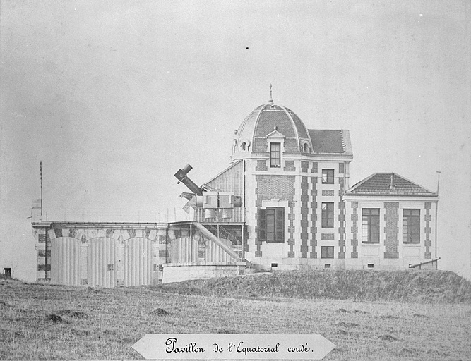 Pavillon de l'équatorial coudé [vu de l'est], fin 19e siècle. © Région Bourgogne-Franche-Comté, Inventaire du patrimoine