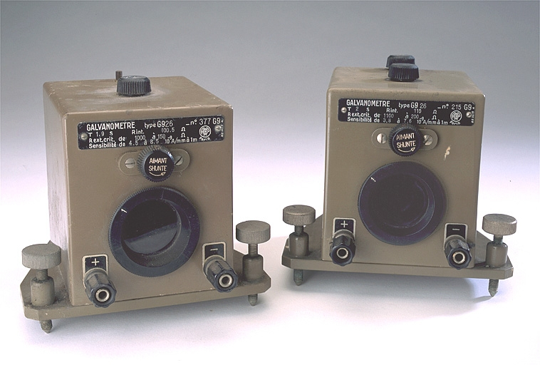 Les deux appareils, vus de face. © Région Bourgogne-Franche-Comté, Inventaire du patrimoine