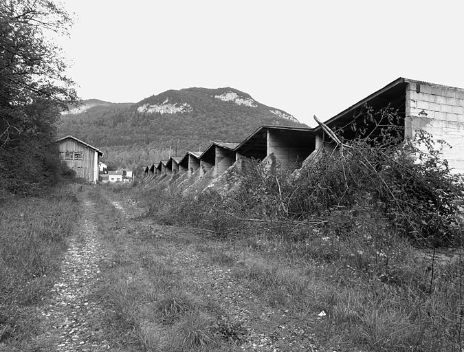 Entrepôt commercial du 20e siècle. © Région Bourgogne-Franche-Comté, Inventaire du patrimoine