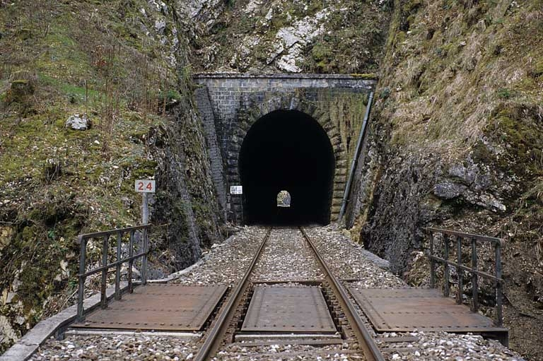 Tunnel : tête côté Andelot-en-Montagne. © Région Bourgogne-Franche-Comté, Inventaire du patrimoine