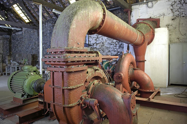 Forge du Haut. Vue rapprochée des turbines. © Région Bourgogne-Franche-Comté, Inventaire du patrimoine Forge du Haut. Vue rapprochée des turbines. © Région Bourgogne-Franche-Comté, Inventaire du patrimoine