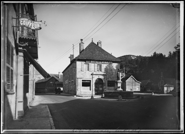  fontaine © Région Bourgogne-Franche-Comté, Inventaire du patrimoine
