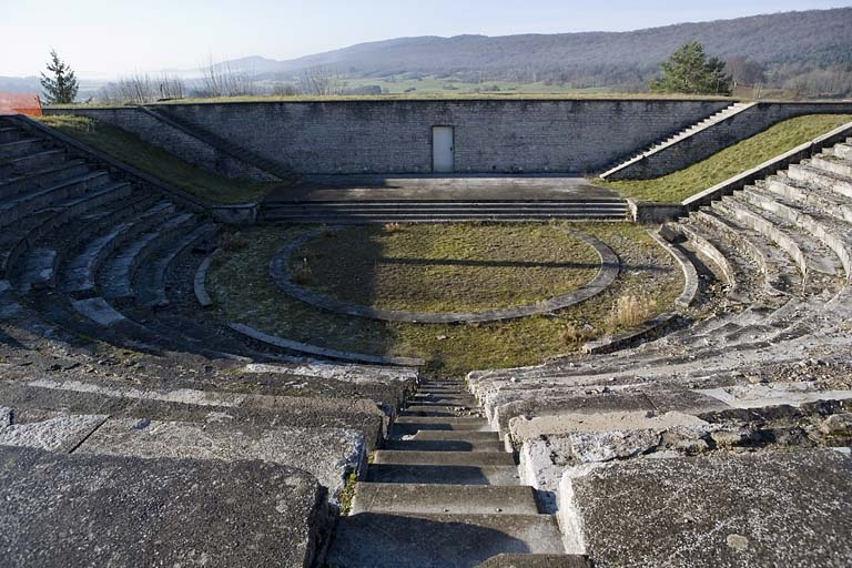 Amphithéâtre. © Région Bourgogne-Franche-Comté, Inventaire du patrimoine