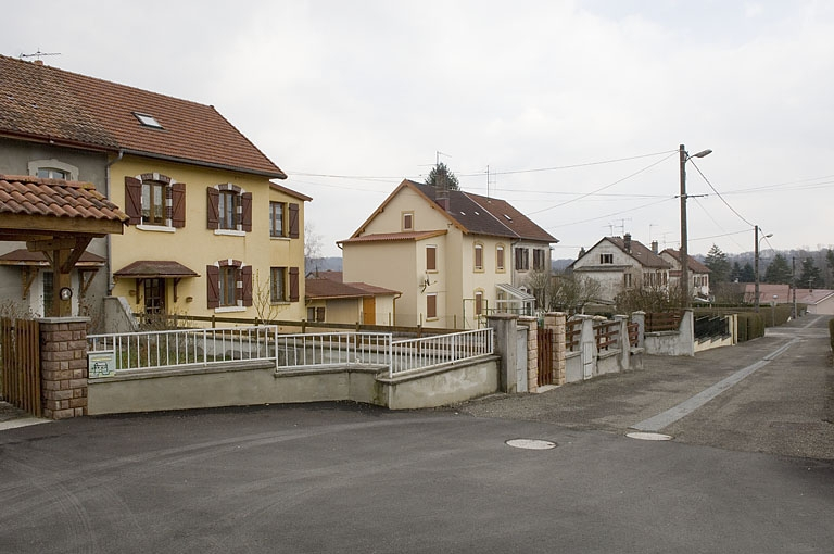 Maisons ouvrières rue de Wissembourg (côté impair). © Région Bourgogne-Franche-Comté, Inventaire du patrimoine