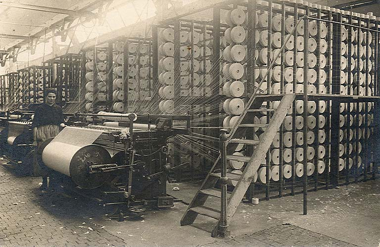 Atelier d'ourdissage. © Région Bourgogne-Franche-Comté, Inventaire du patrimoine