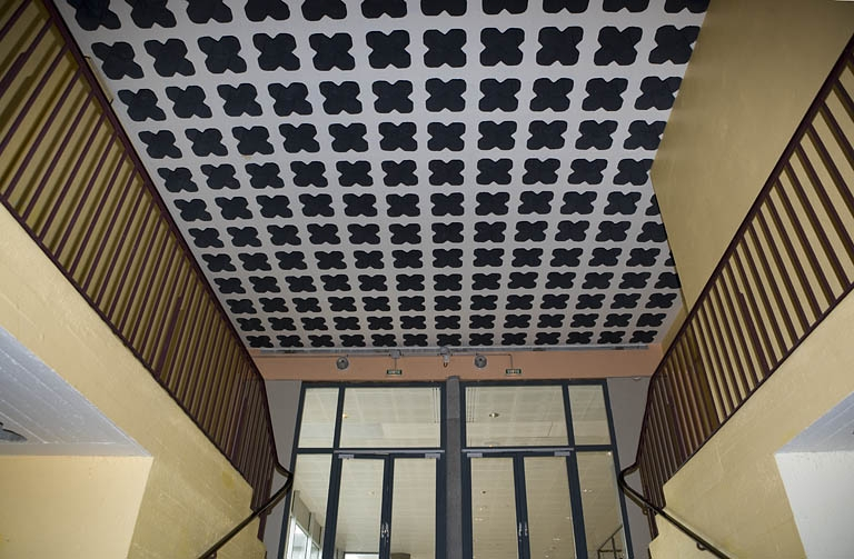 Bâtiment B. Détail plafond. © Région Bourgogne-Franche-Comté, Inventaire du patrimoine