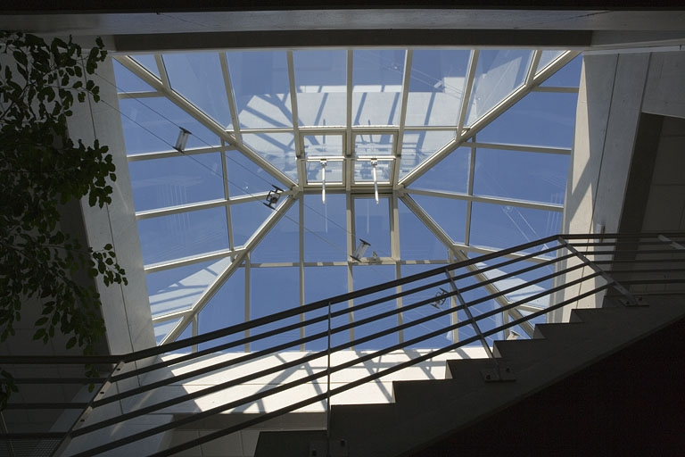 Bâtiment A. Détail de la verrière. © Région Bourgogne-Franche-Comté, Inventaire du patrimoine